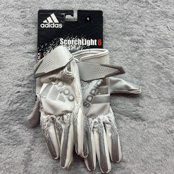 Adidas scorchlight 6  Football Receiver Gloves Grip Tack White Silver Small - Picture 1 of 6
